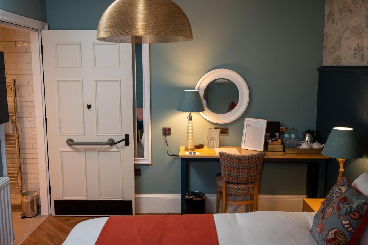 Victoria Hotel By Chef & Brewer Collection Menai Bridge Eksteriør billede